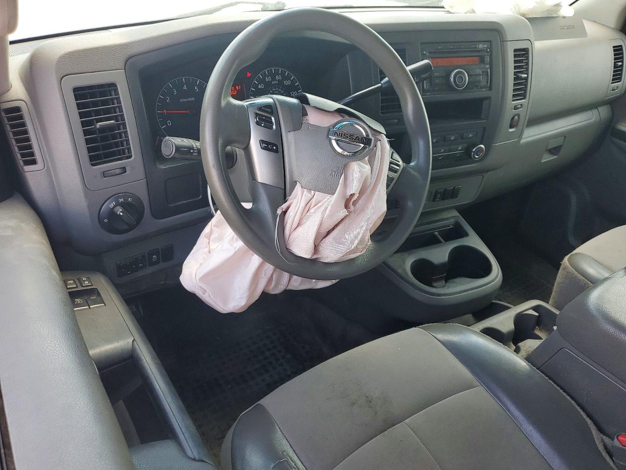 Nissan Nv 2500 Hd S