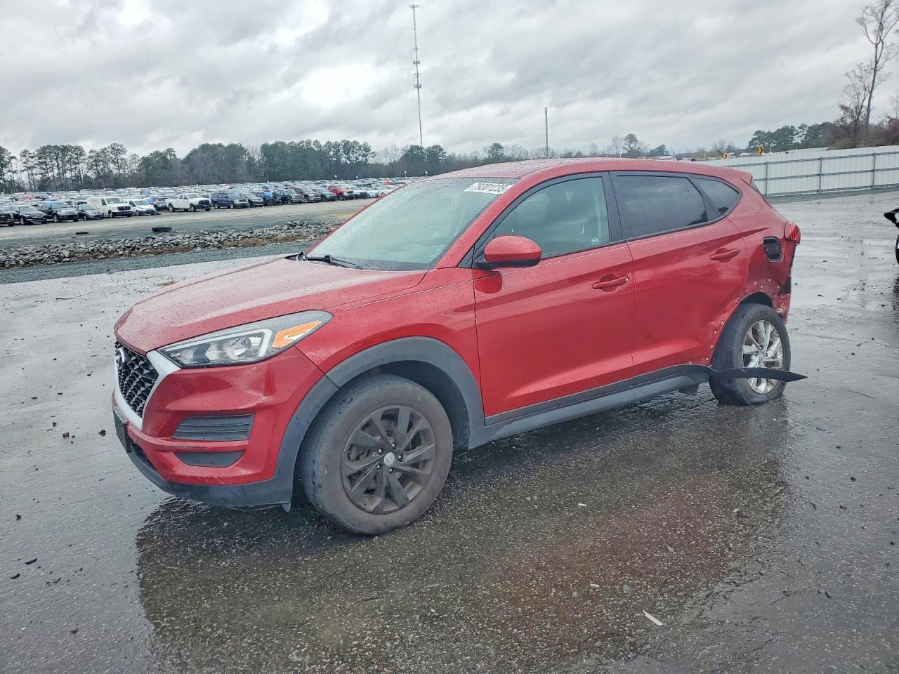 Salvage Hyundai TUCSON Image