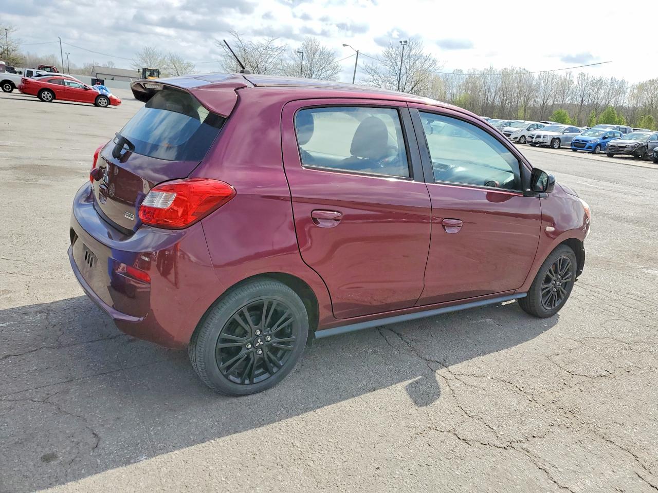 Mitsubishi Mirage Le