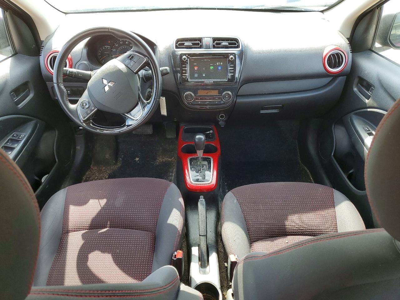 Mitsubishi Mirage Le