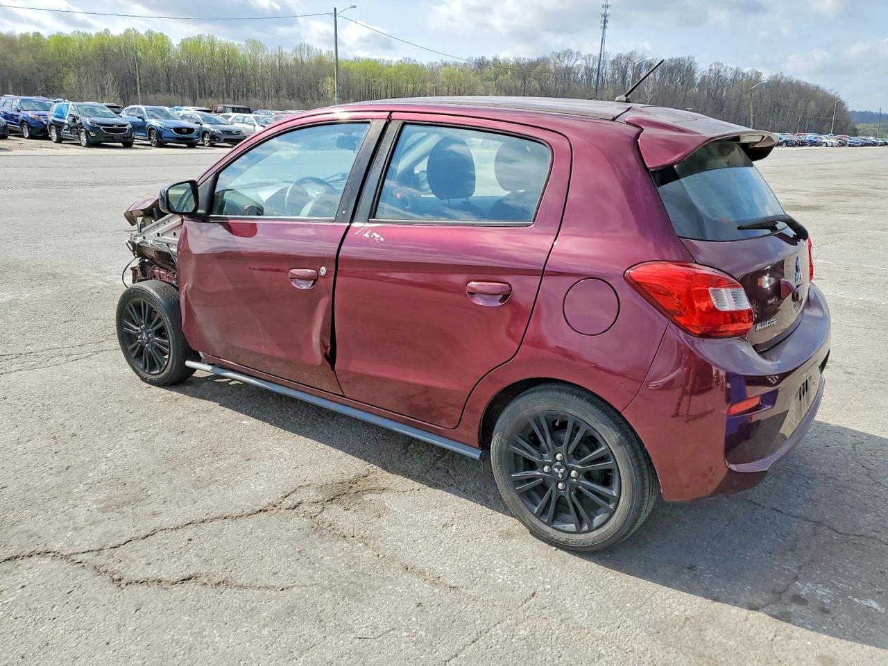 Mitsubishi Mirage Le