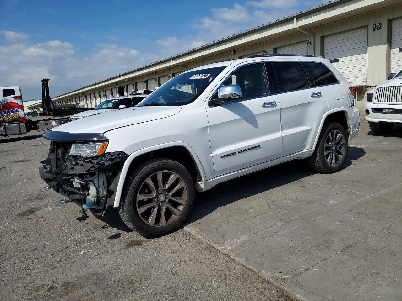 Salvage Jeep Grand Cherokee Image