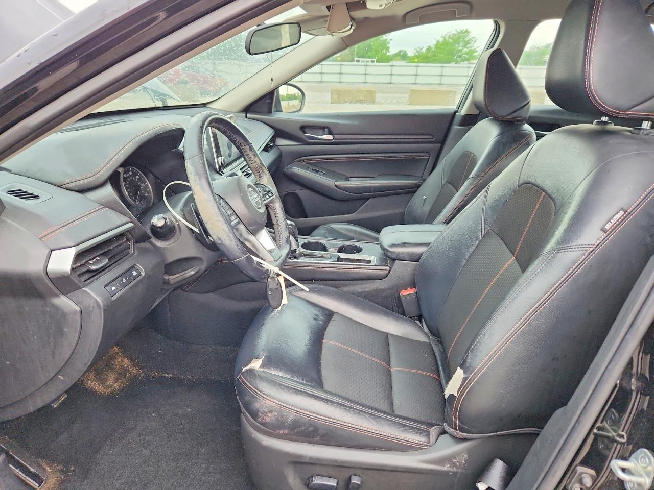 Nissan Altima Sr