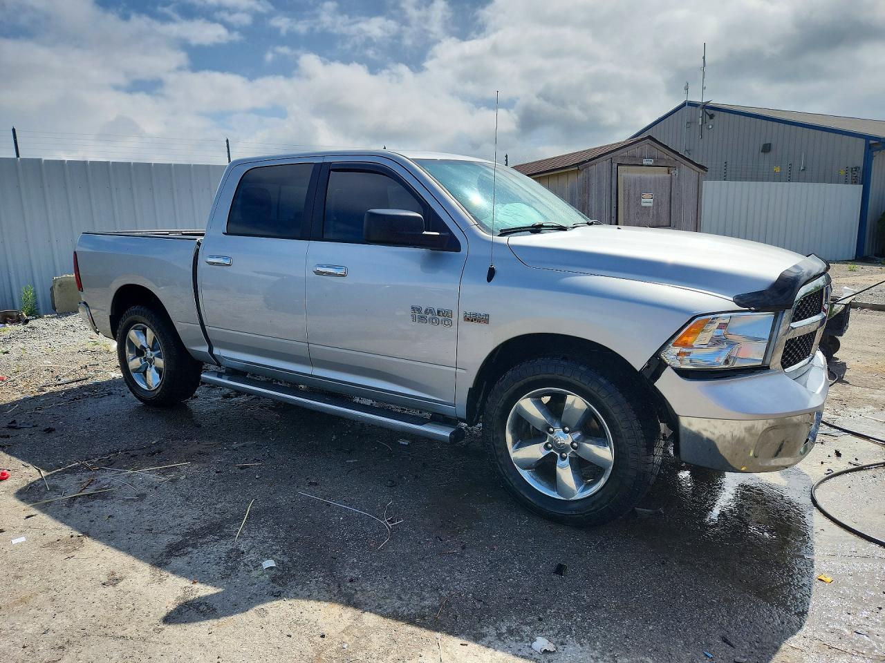 Ram 1500 Slt