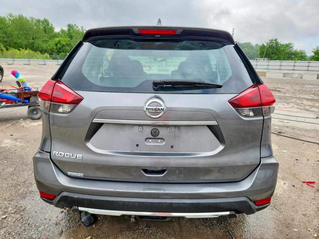 Nissan Rogue S