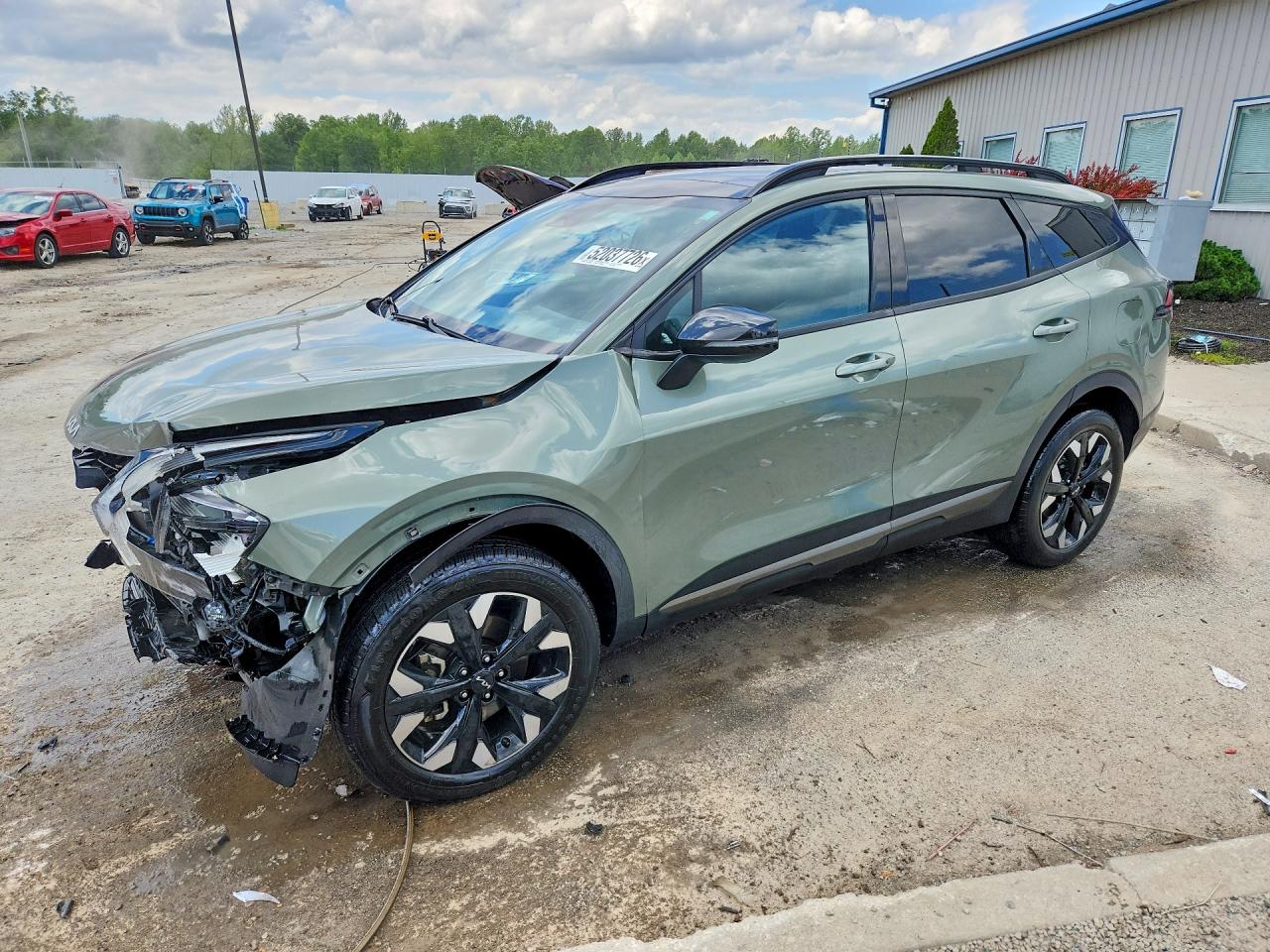 Salvage Kia Sportage Image
