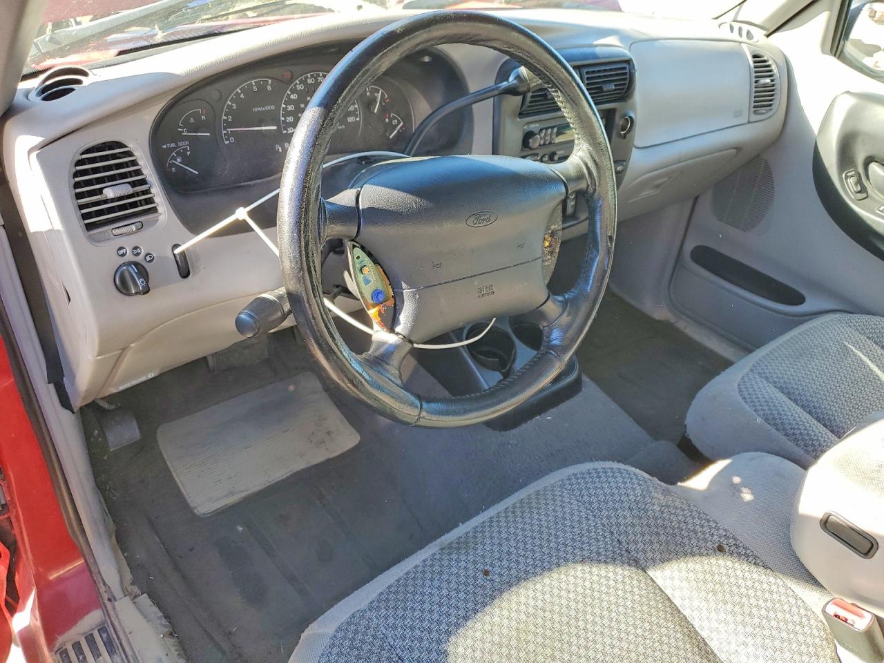 Ford Ranger Super Cab