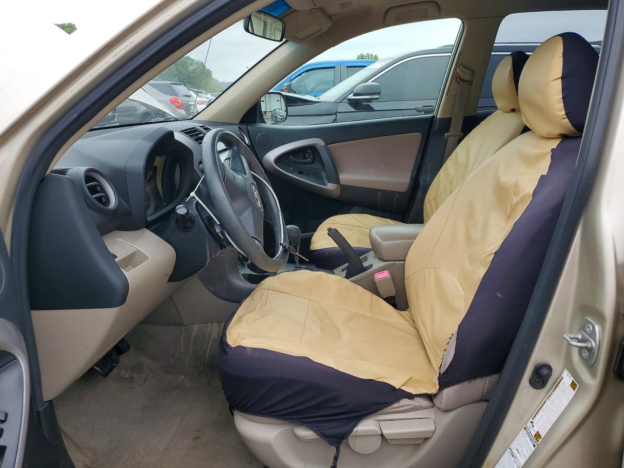 Toyota RAV4 Base