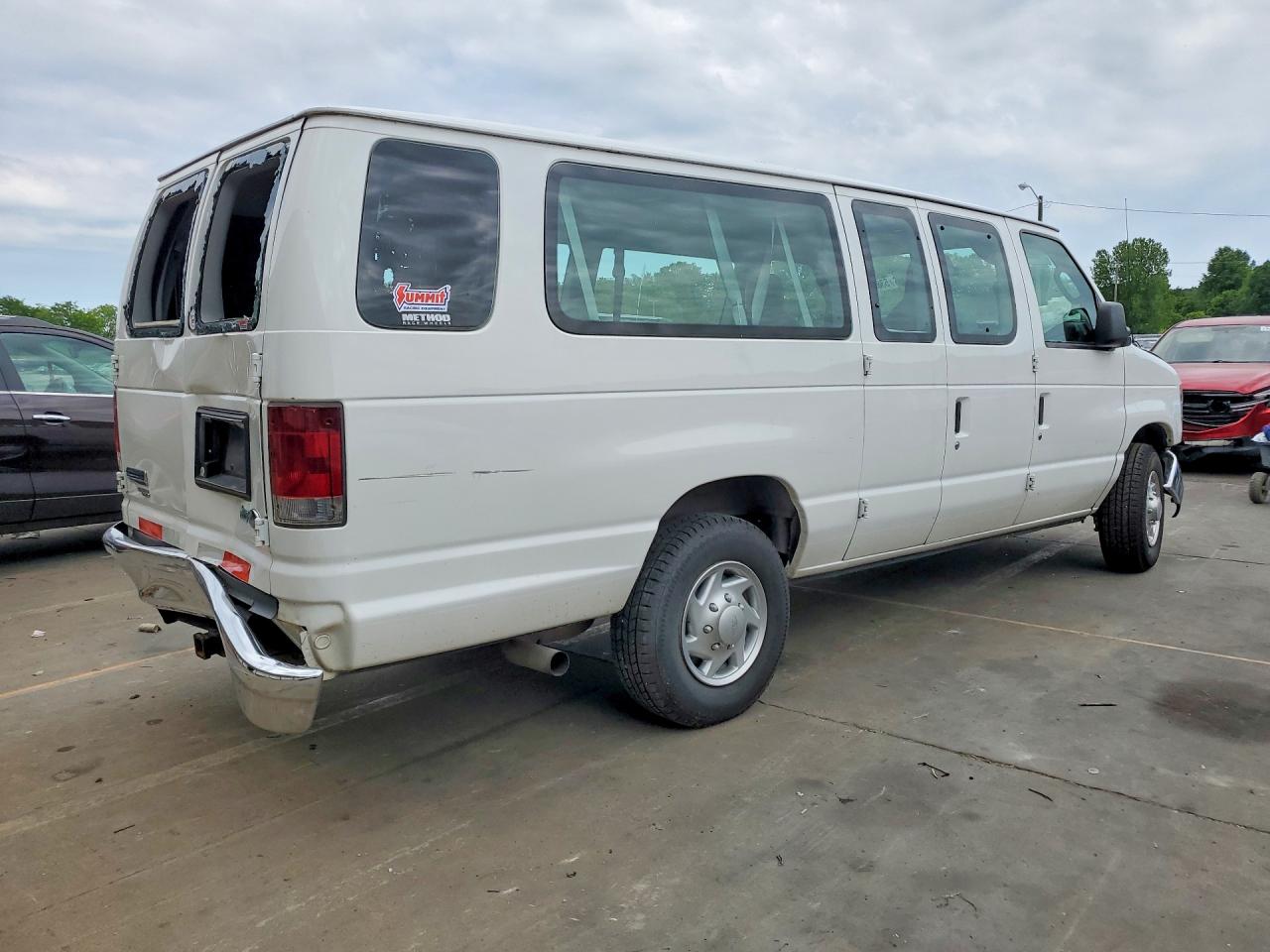 Ford Econoline E350 Super Duty Wagon