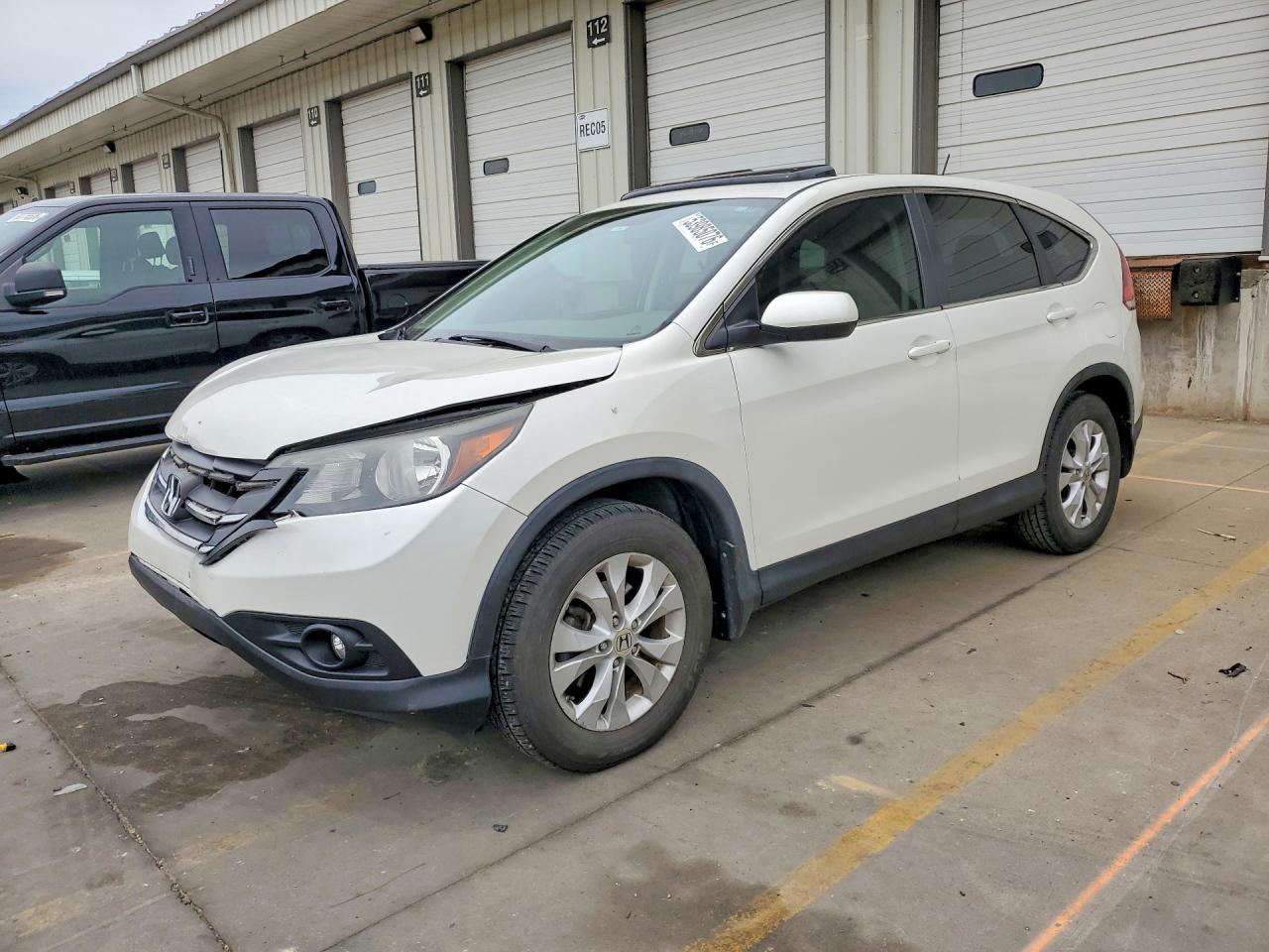 Salvage Honda Crv Image