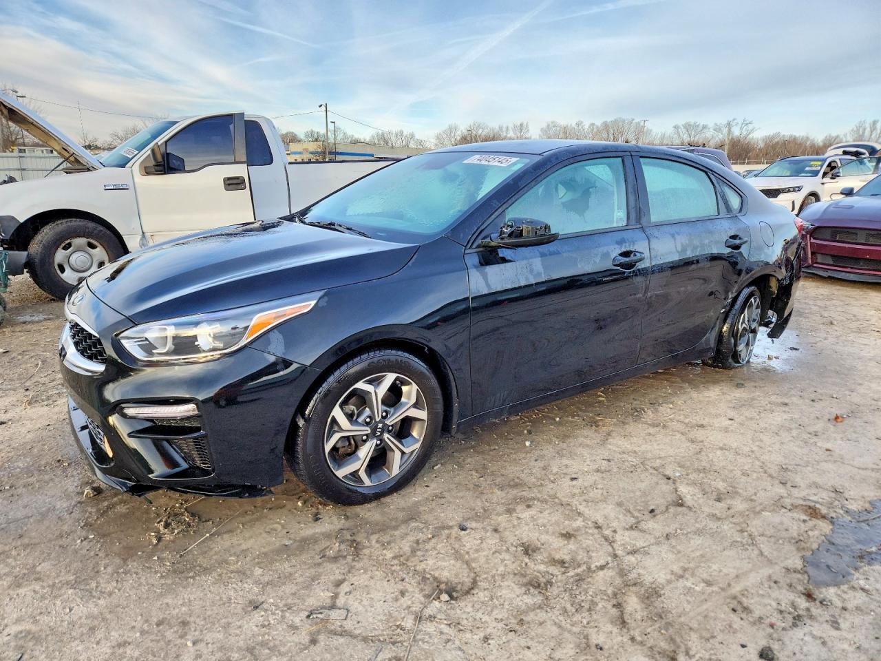 Salvage Kia Forte Image