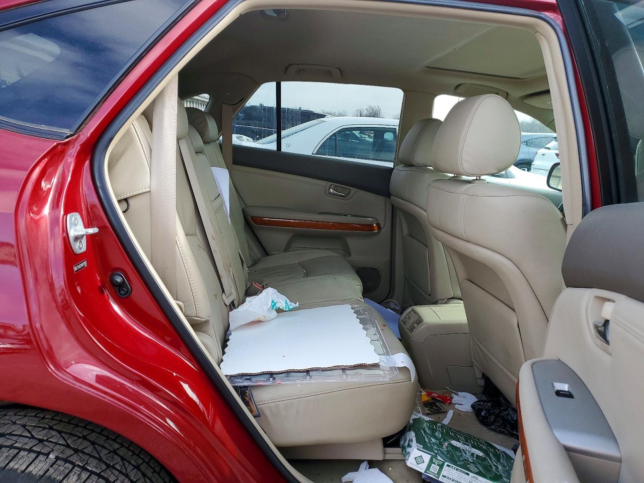 Lexus RX Base