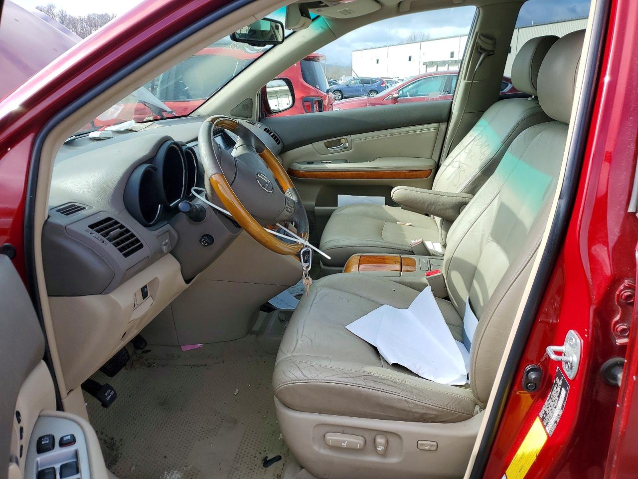 Lexus RX Base