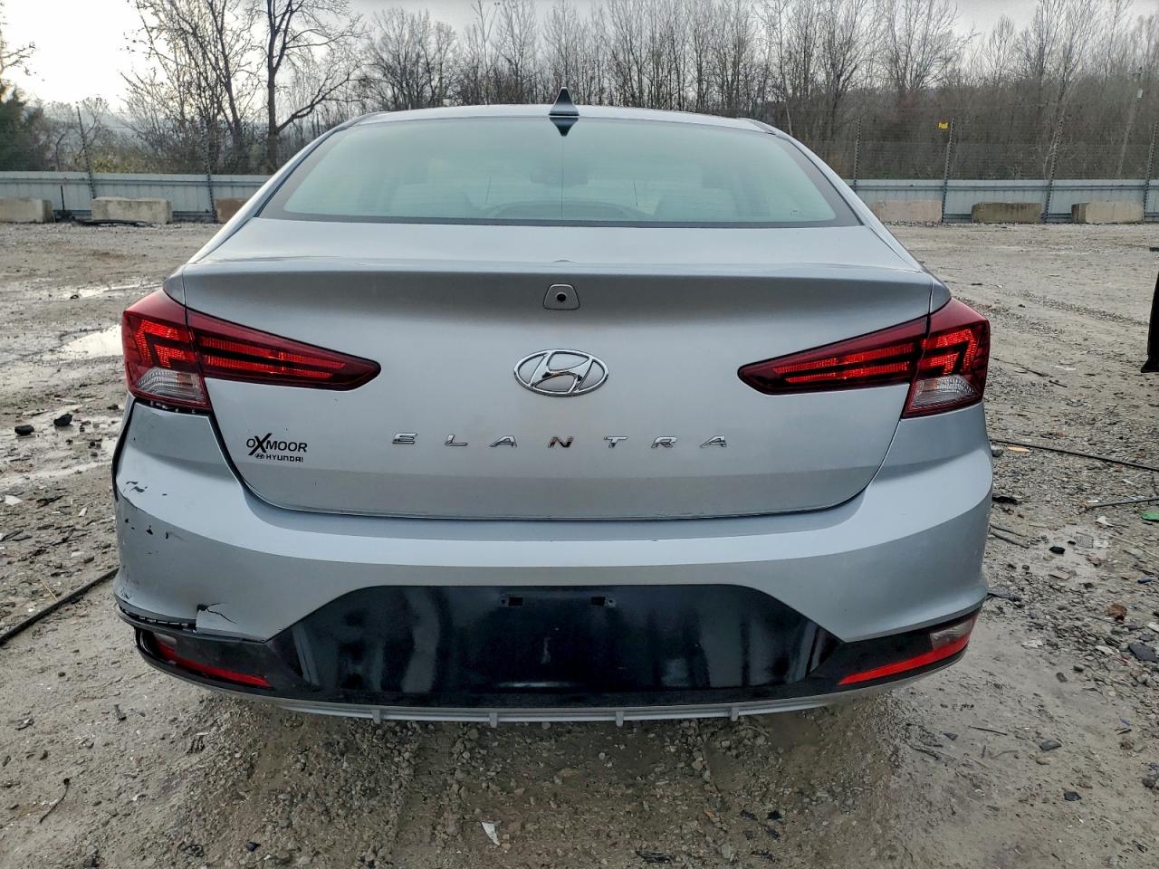 Hyundai ELANTRA Value Edition