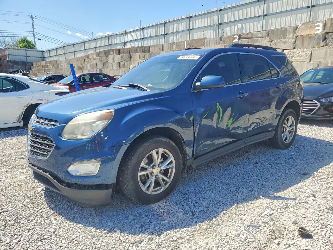 Salvage Chevrolet Equinox Image
