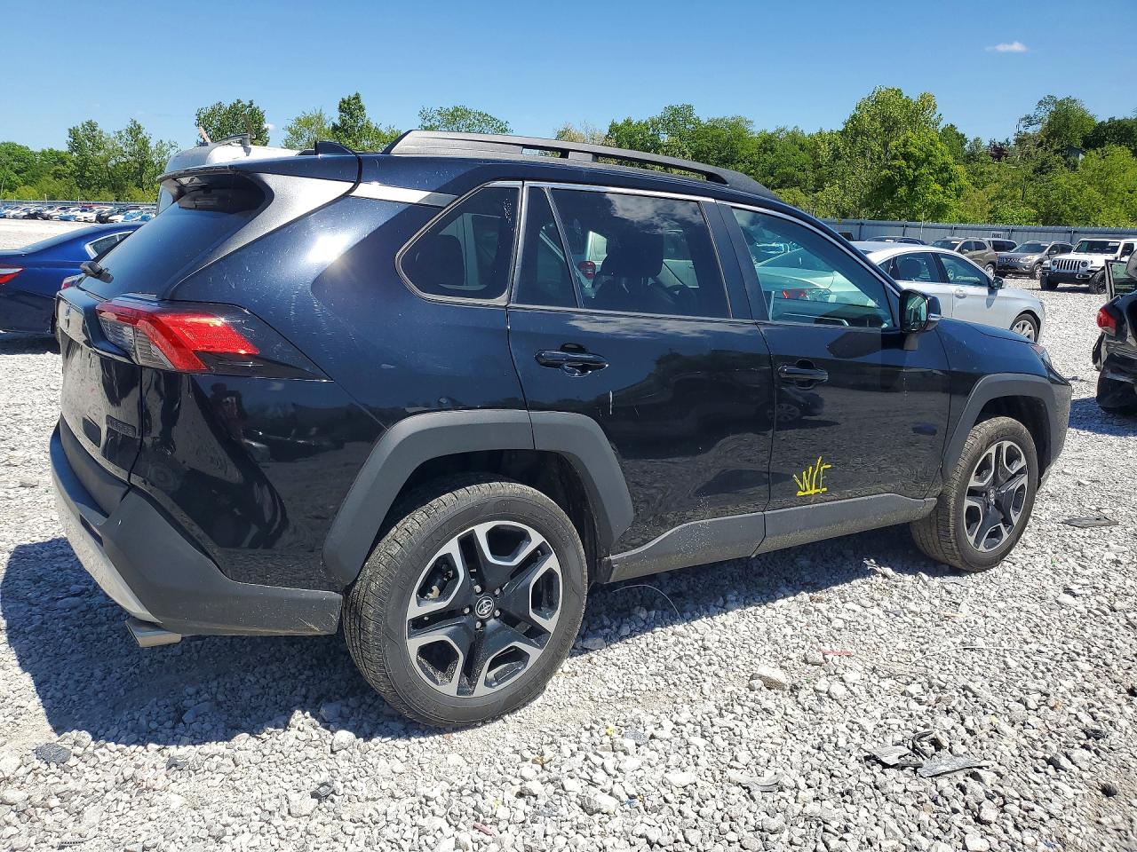 Toyota RAV4 Adventure