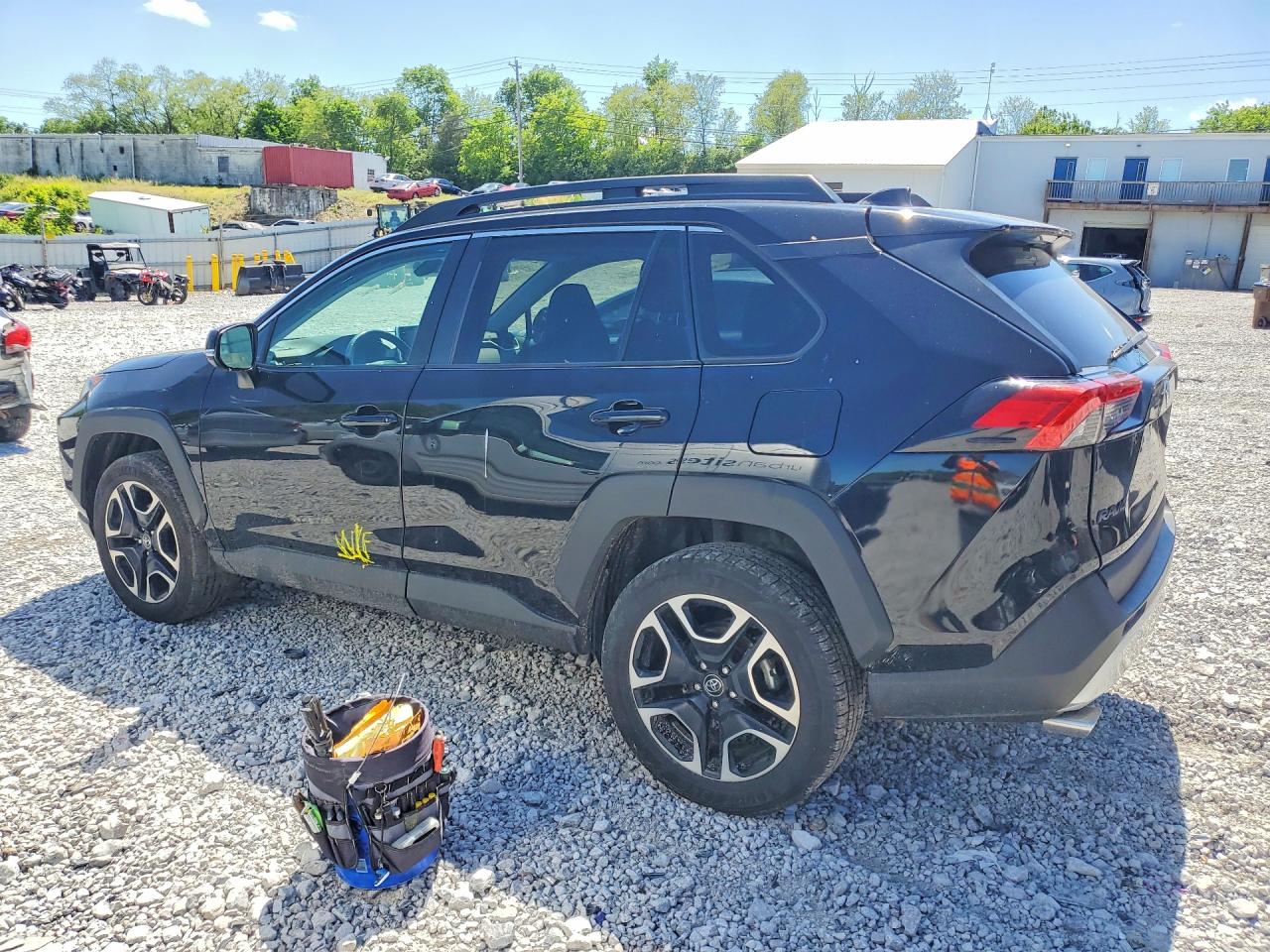 Toyota RAV4 Adventure