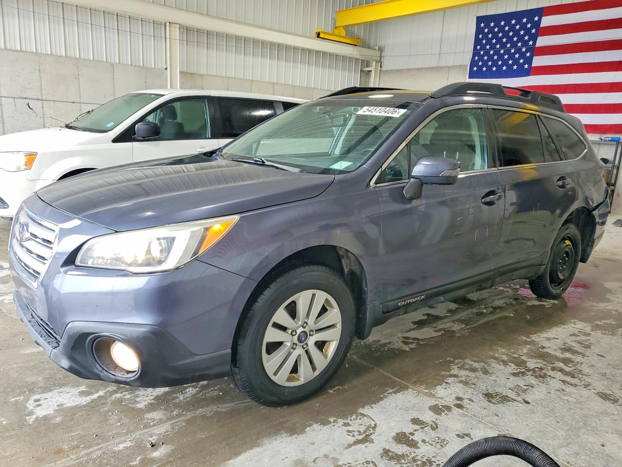 Salvage Subaru Outback Image
