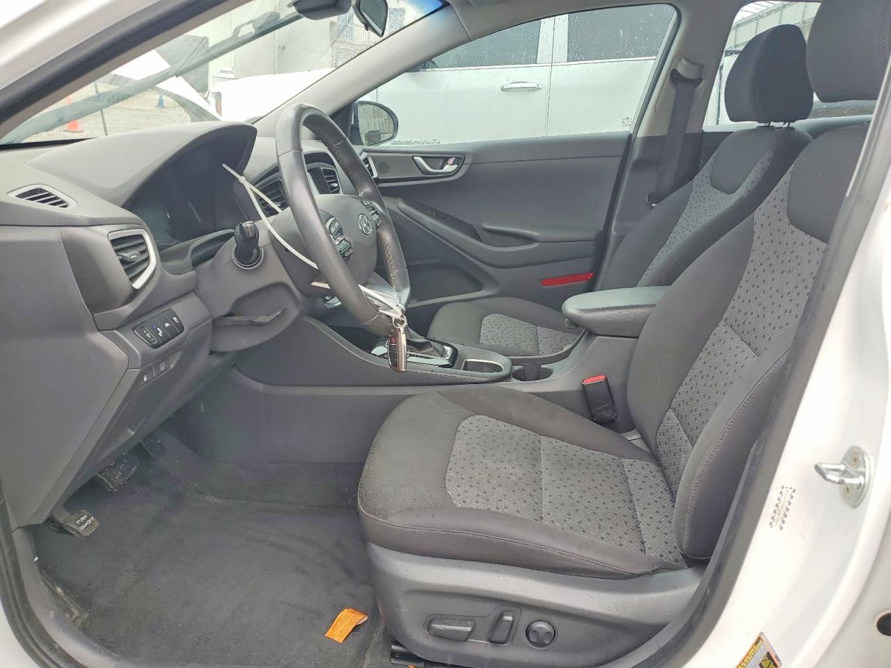 Hyundai Ioniq Sel