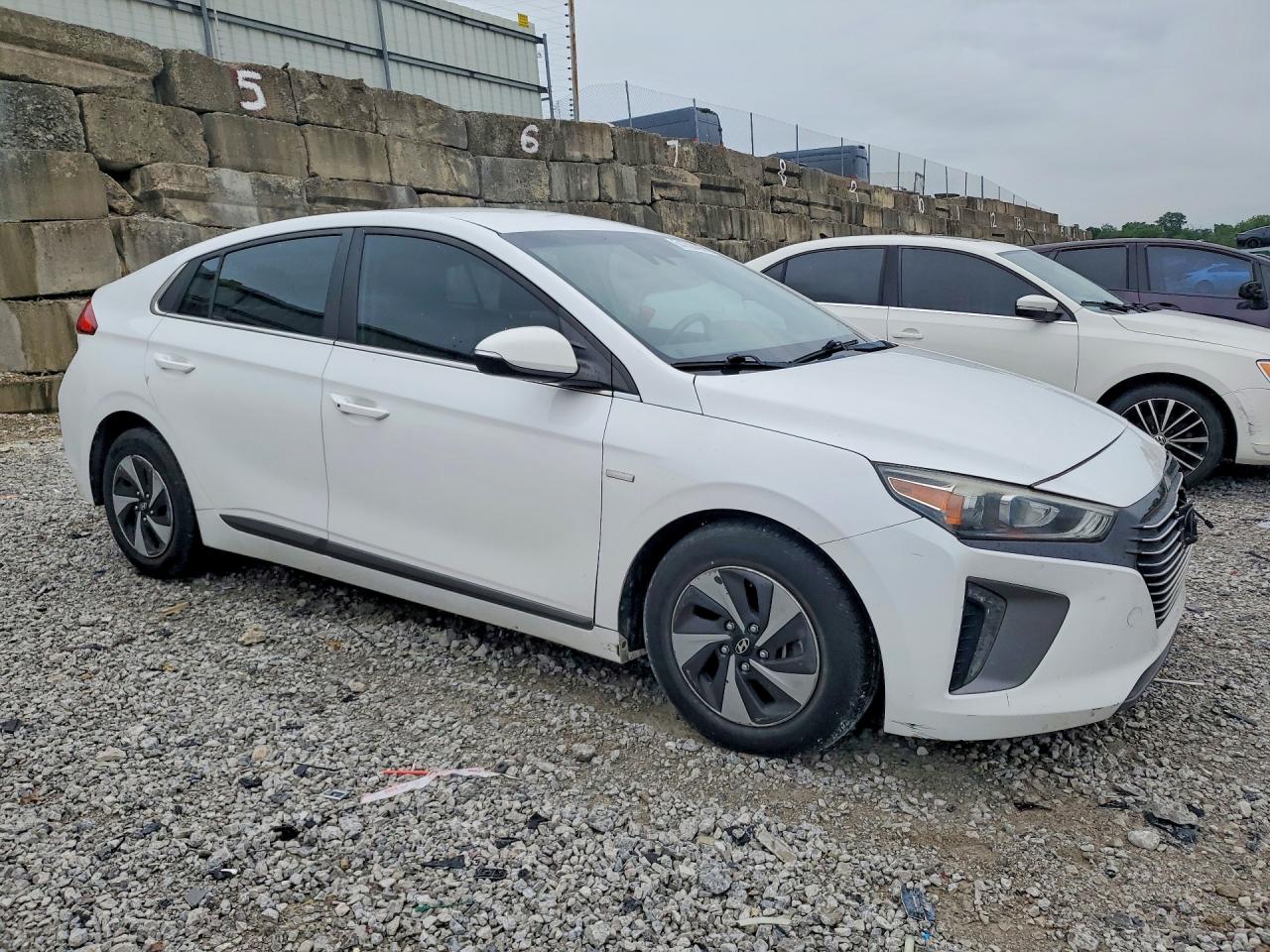 Hyundai Ioniq Sel
