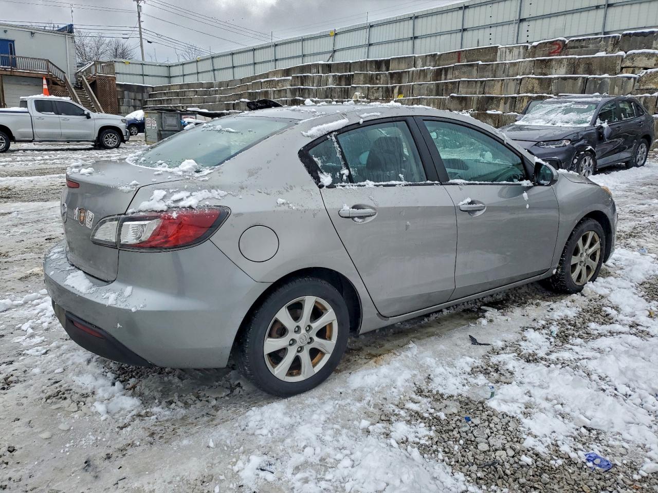 Mazda 3 I
