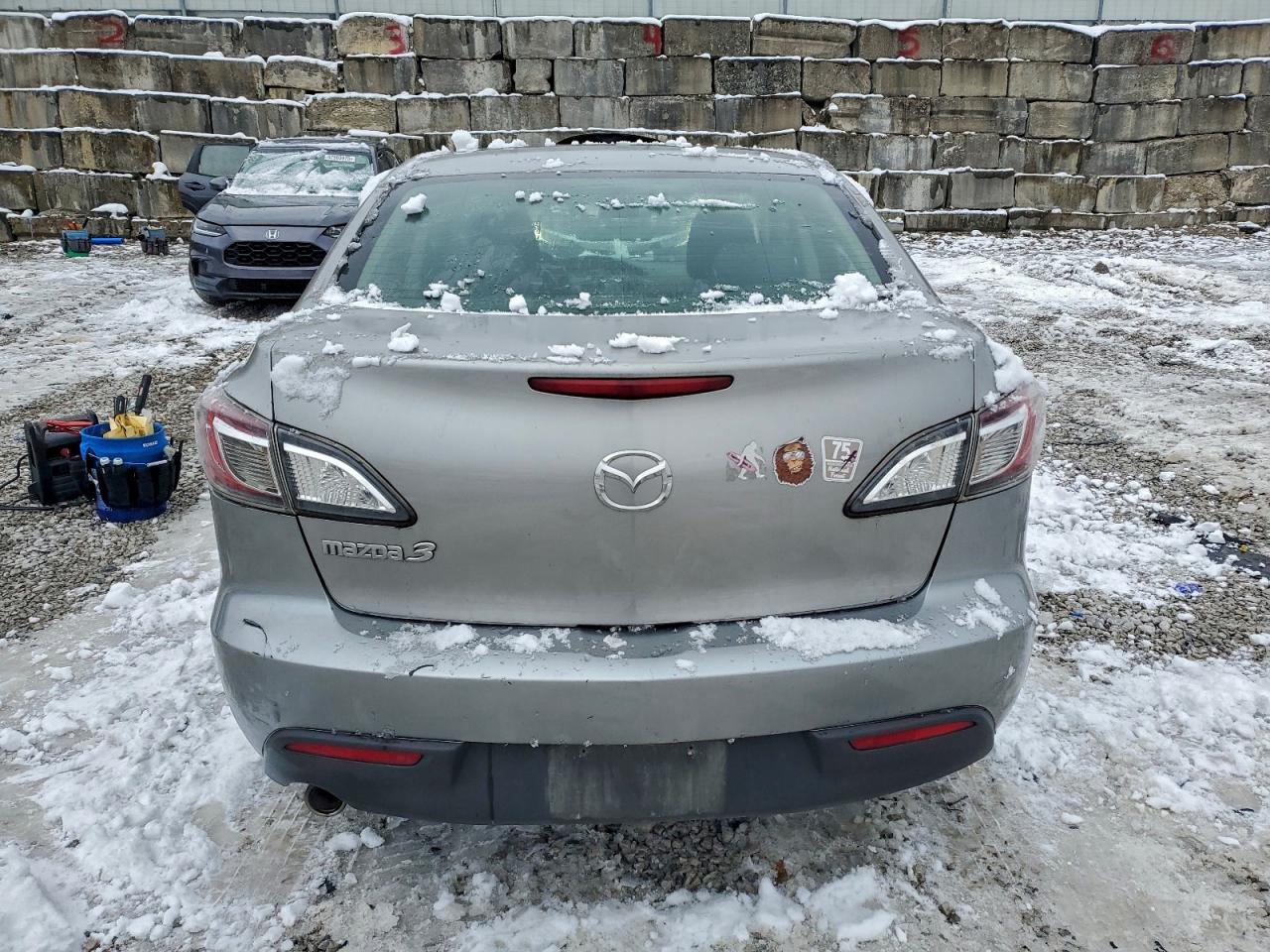 Mazda 3 I