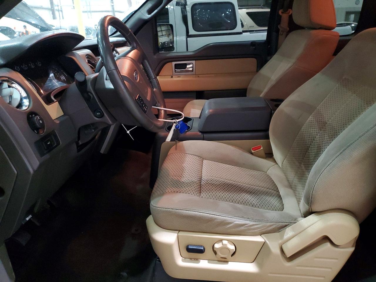 Ford F-150 Super Cab