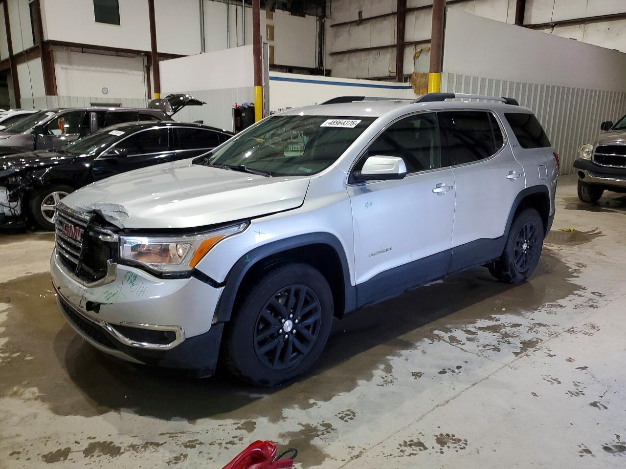 Salvage GMC Acadia Image