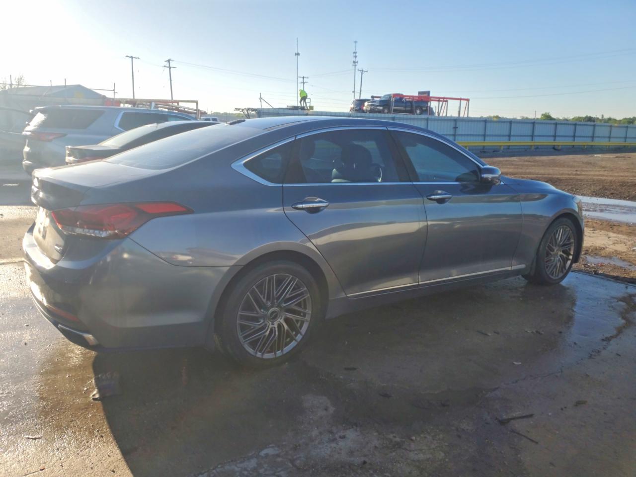Hyundai Genesis 3.8l