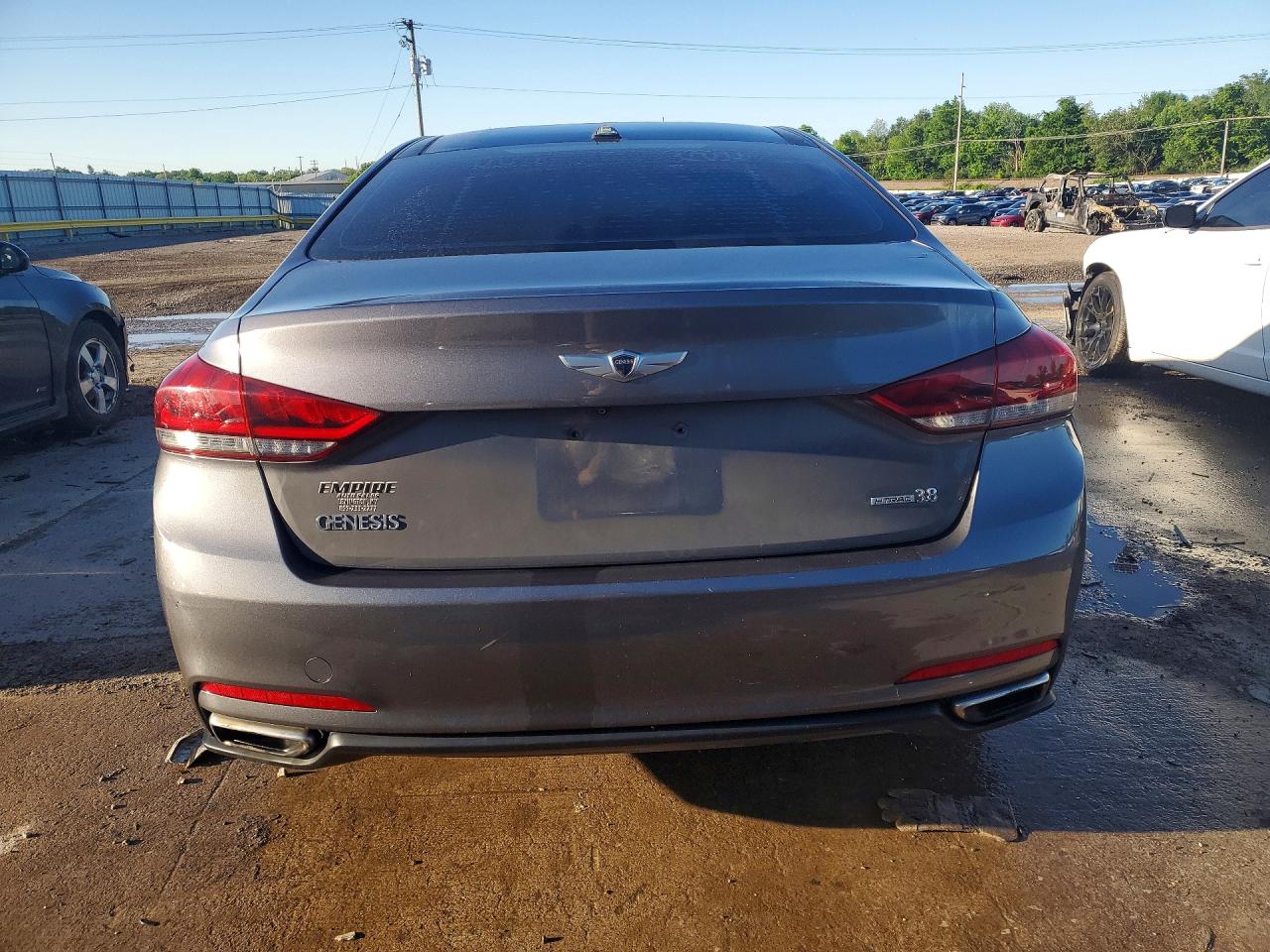 Hyundai Genesis 3.8l