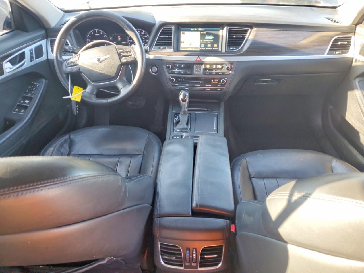 Hyundai Genesis 3.8l