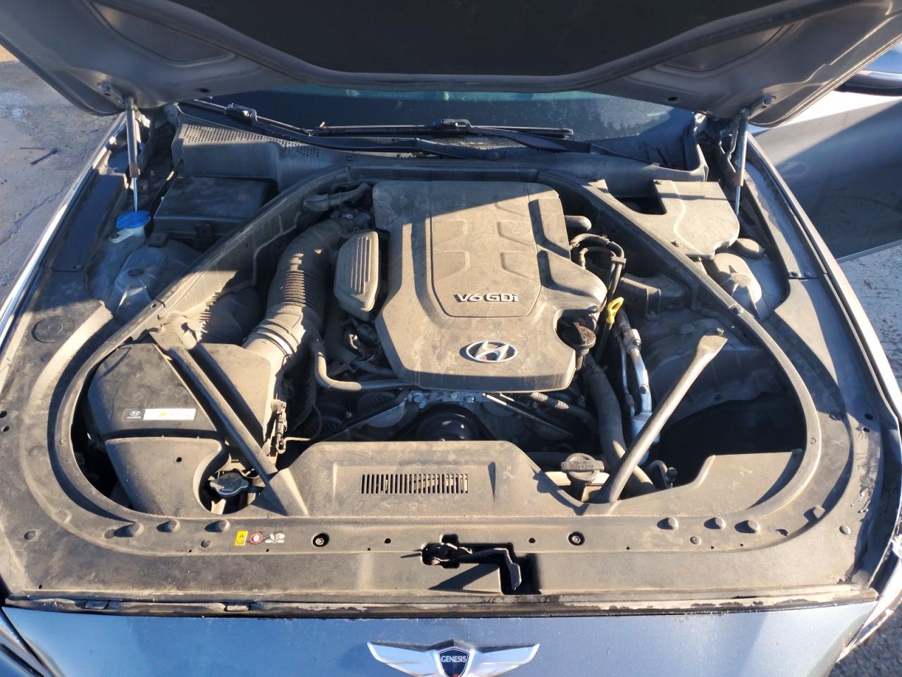 Hyundai Genesis 3.8l