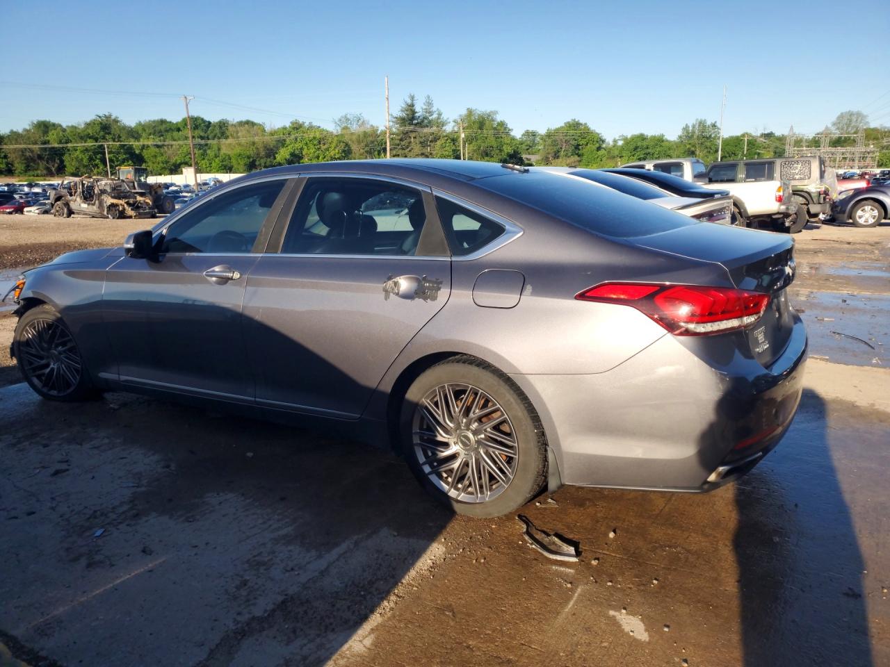 Hyundai Genesis 3.8l