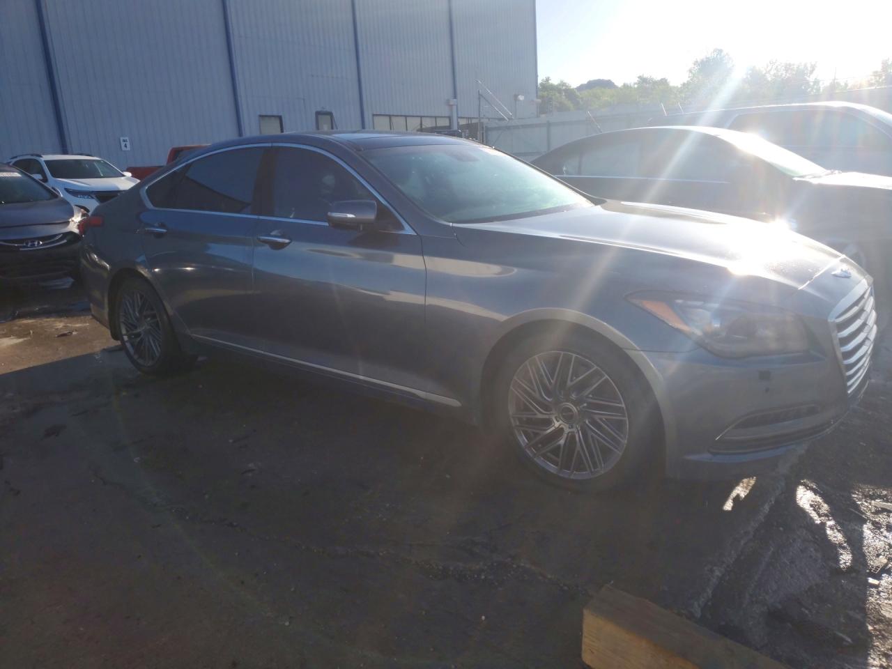 Hyundai Genesis 3.8l