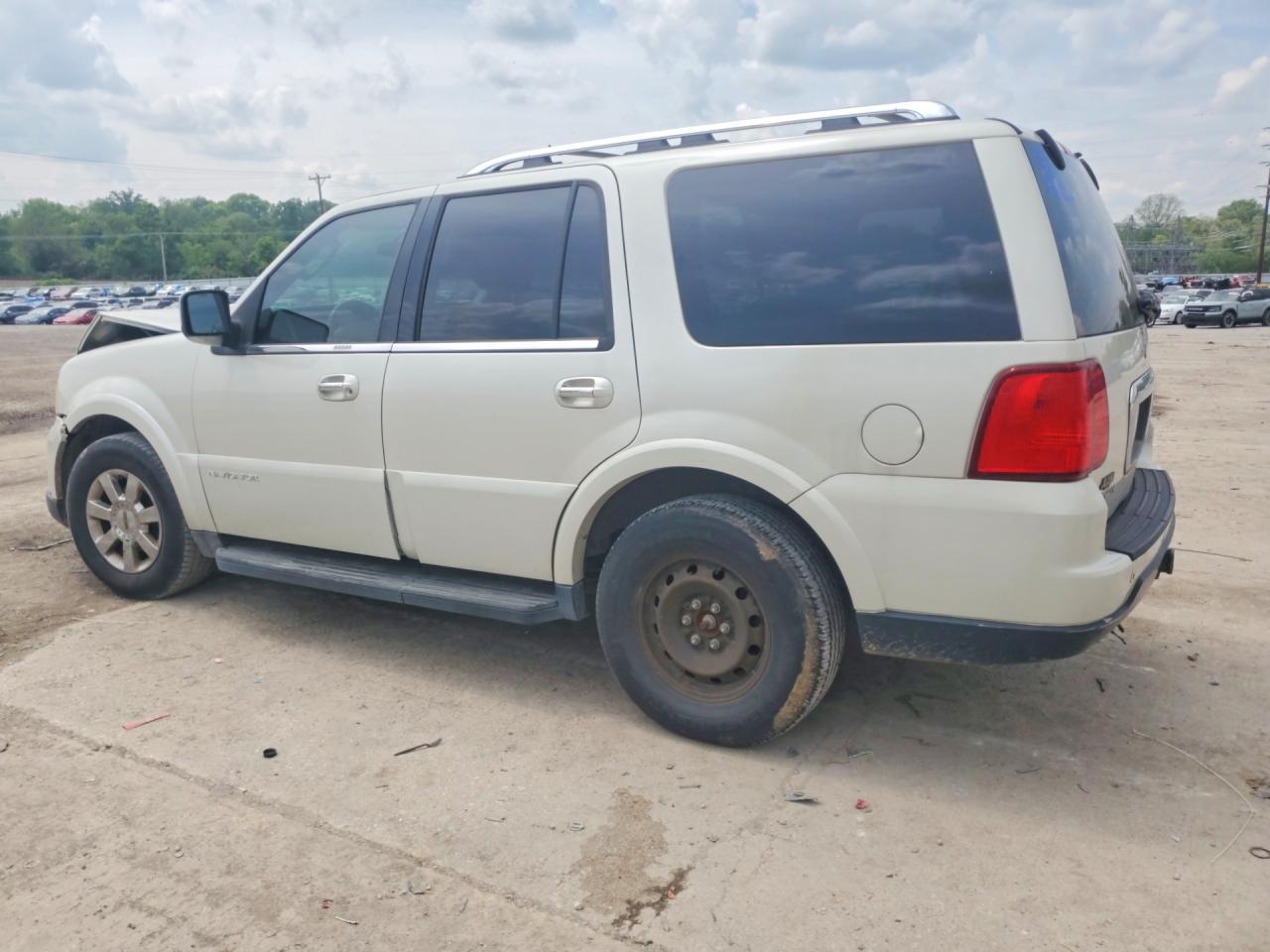 Lincoln Navigator