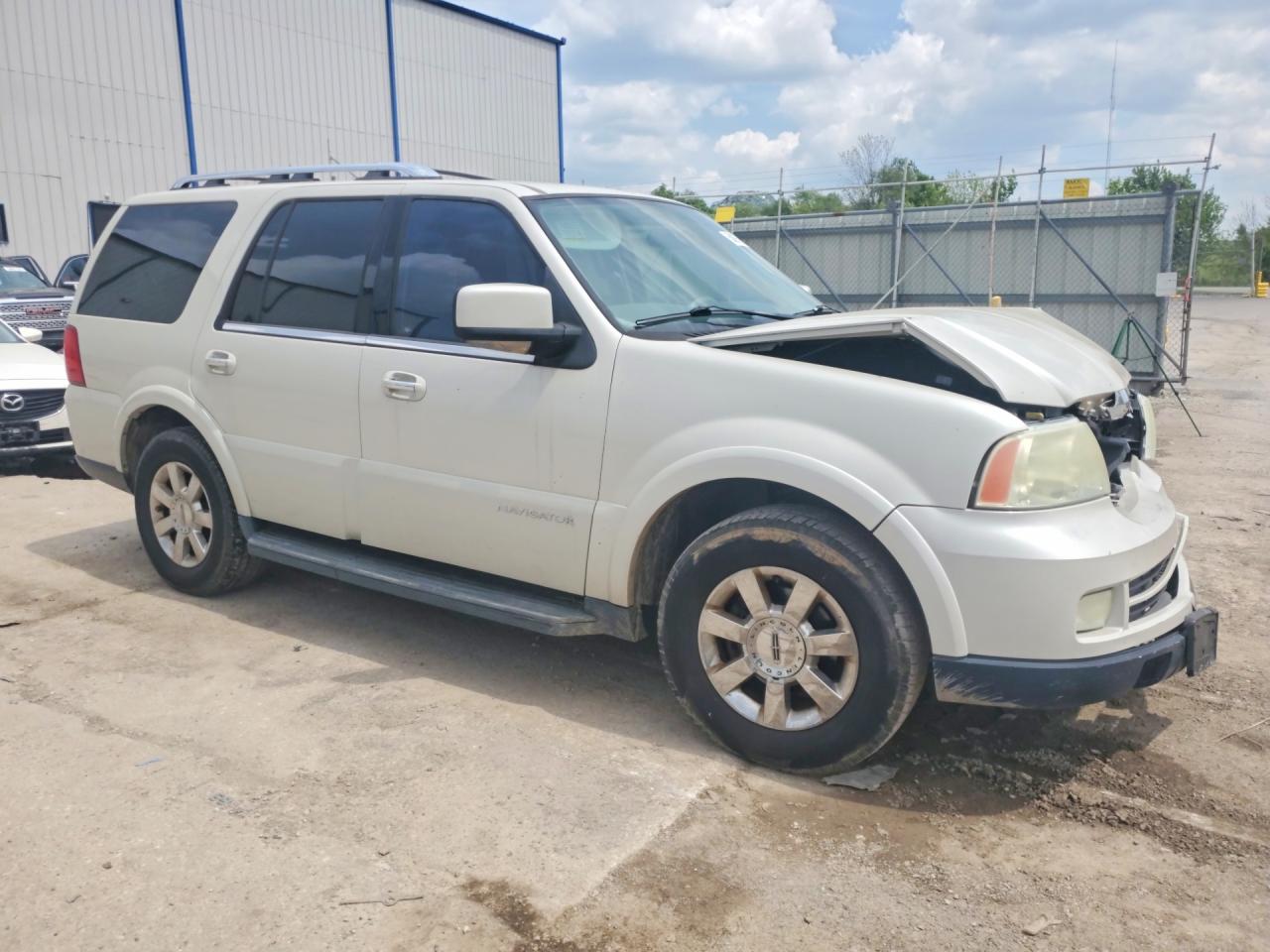 Lincoln Navigator