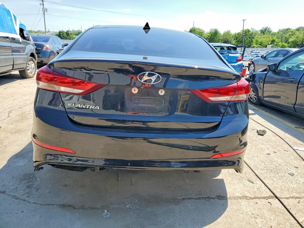 Hyundai ELANTRA Sel