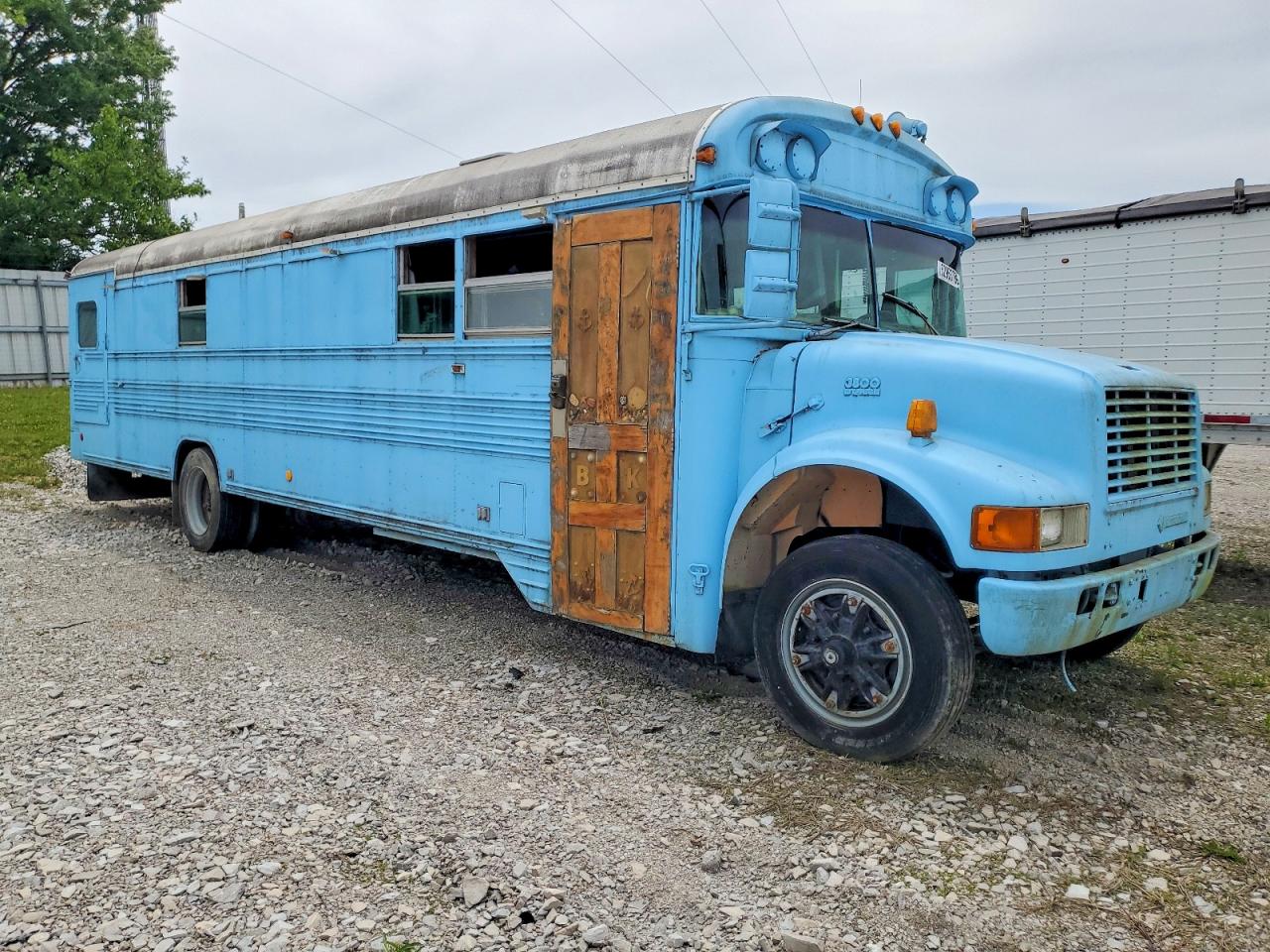 Salvage International 3000 Image