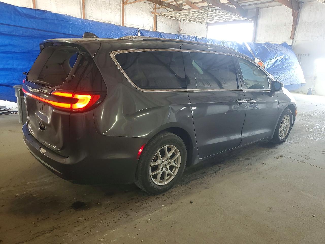Chrysler Pacifica Touring L