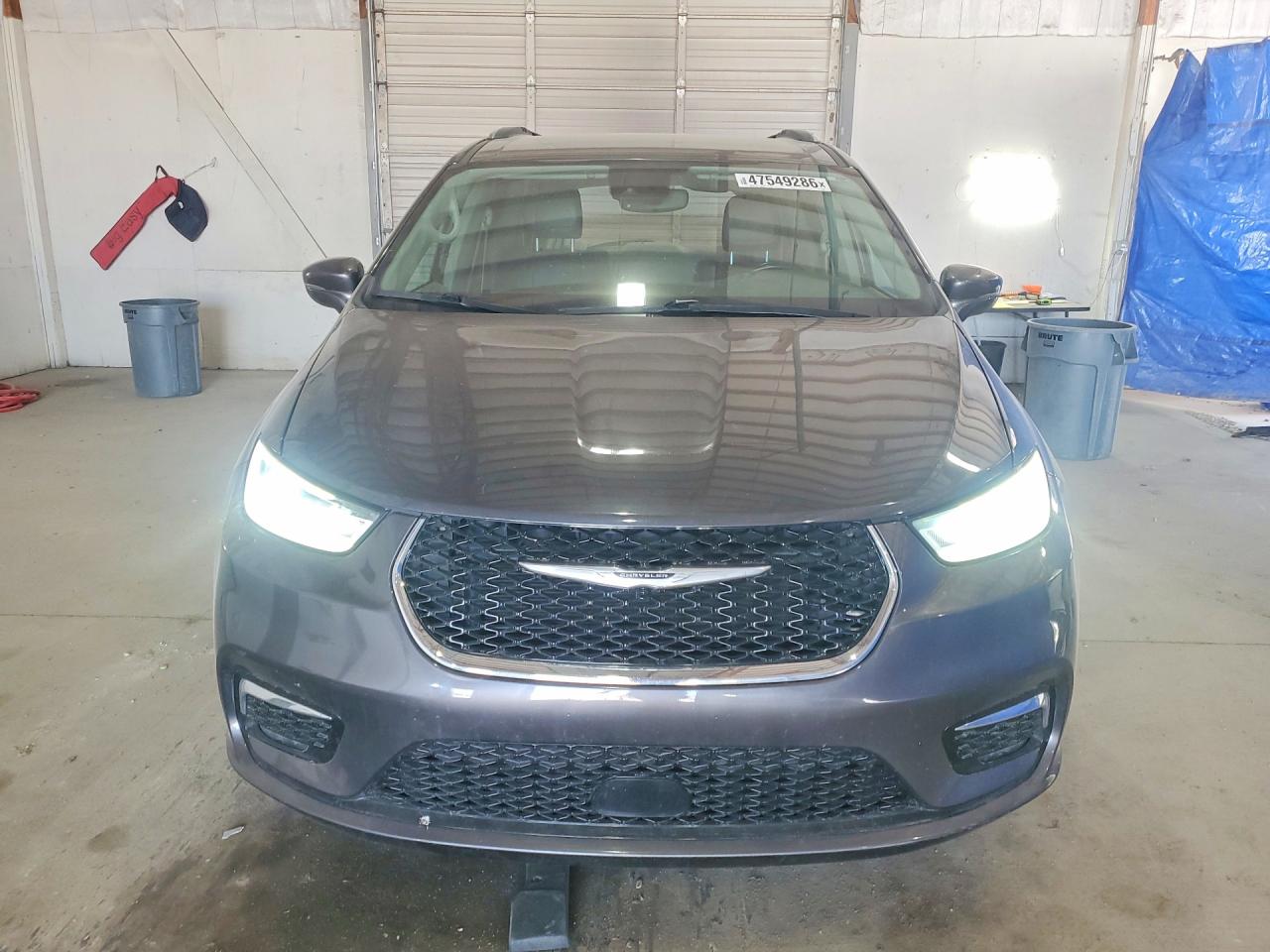 Chrysler Pacifica Touring L