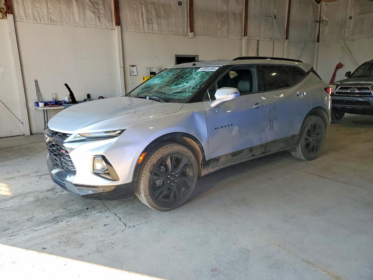 Salvage Chevrolet Blazer Image