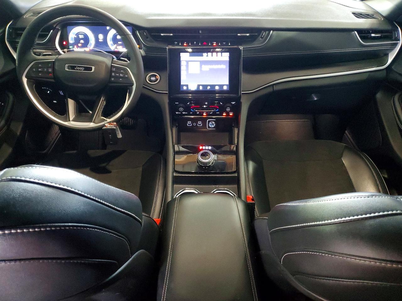 Jeep Grand Cherokee L Laredo