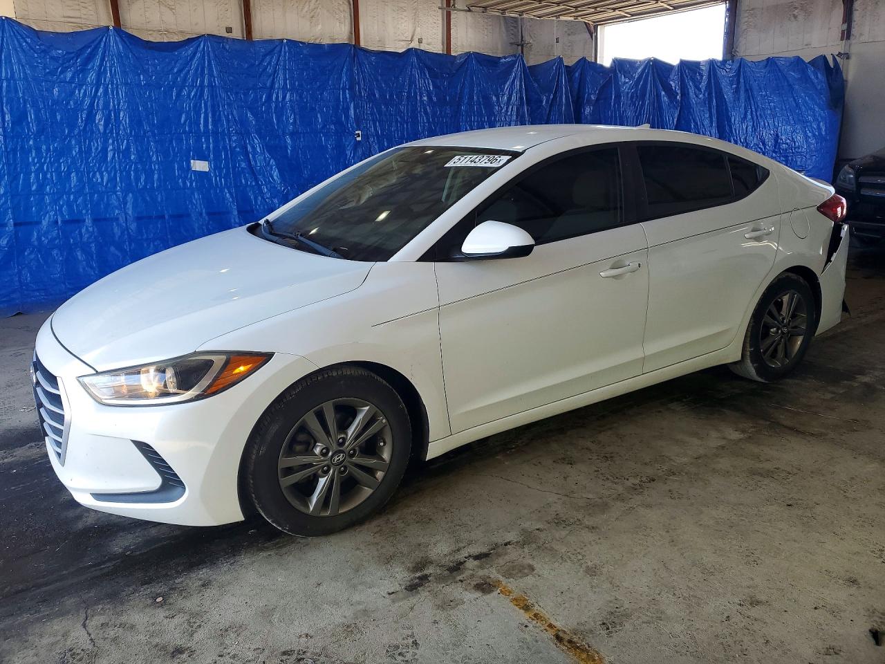 Salvage Hyundai ELANTRA Image
