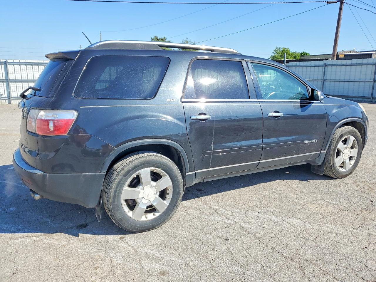 GMC Acadia