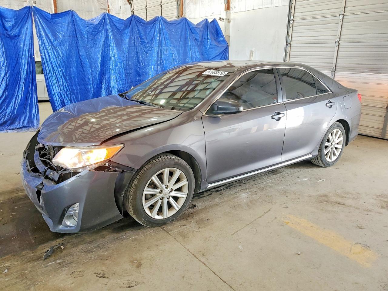 Salvage Toyota Camry Image