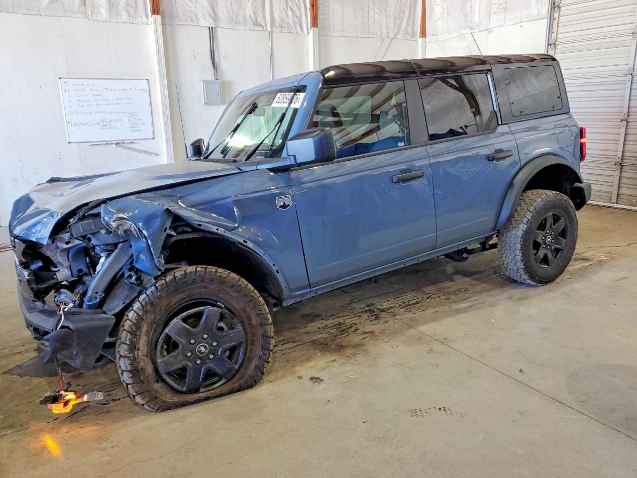 Salvage Ford Bronco Image