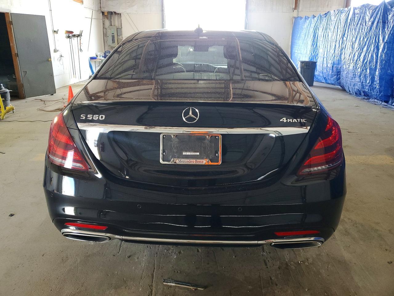 Mercedes-Benz S-Class 560 4matic