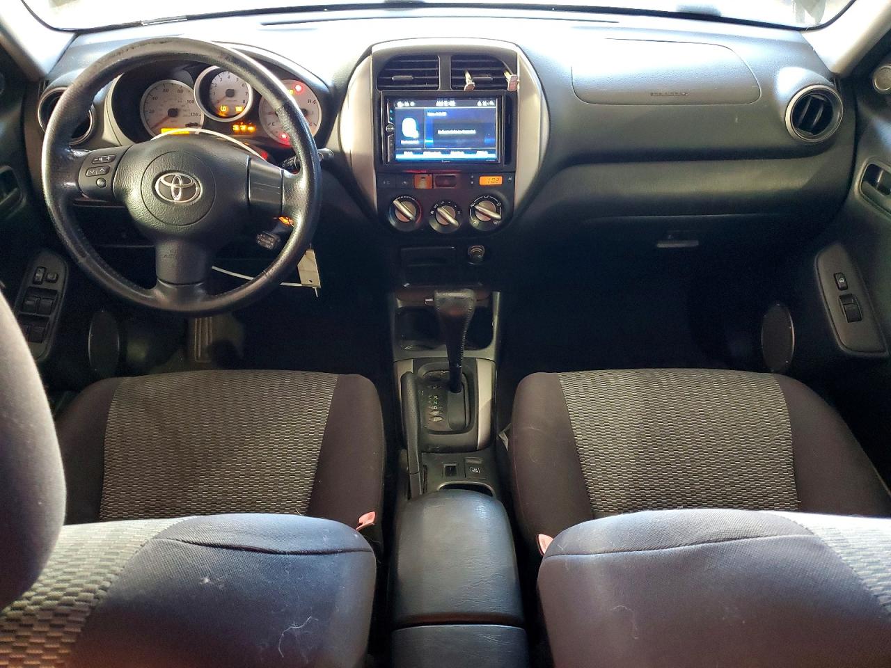 Toyota RAV4 Base