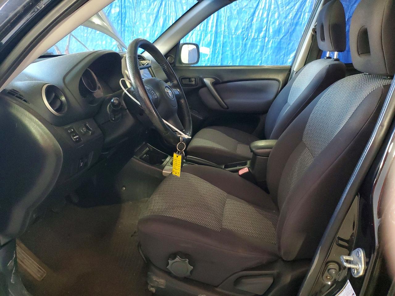 Toyota RAV4 Base