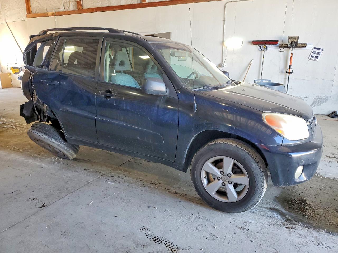 Toyota RAV4 Base